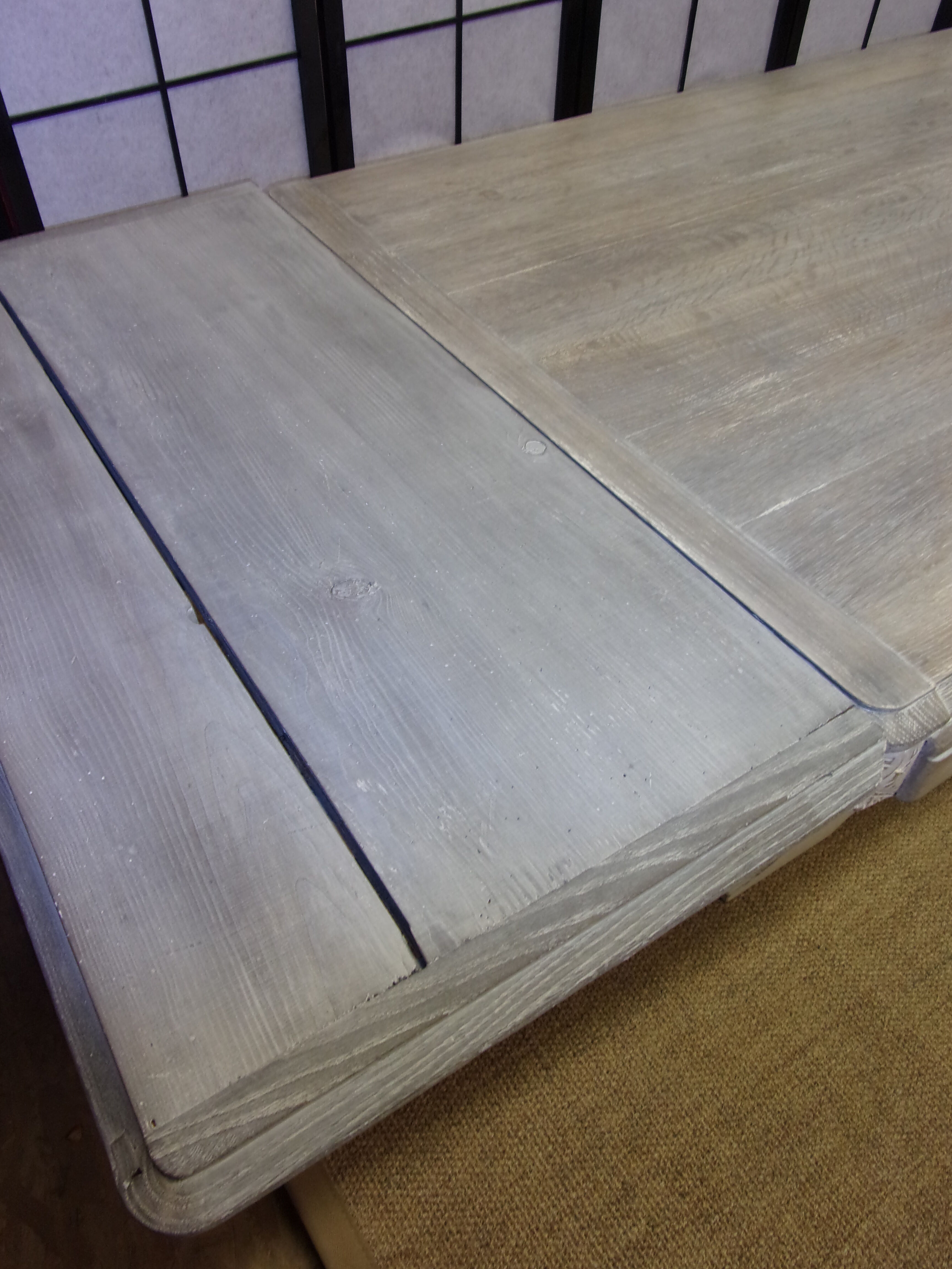 Art-deco table solid oak patina with lime