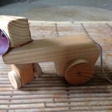 Chien en bois