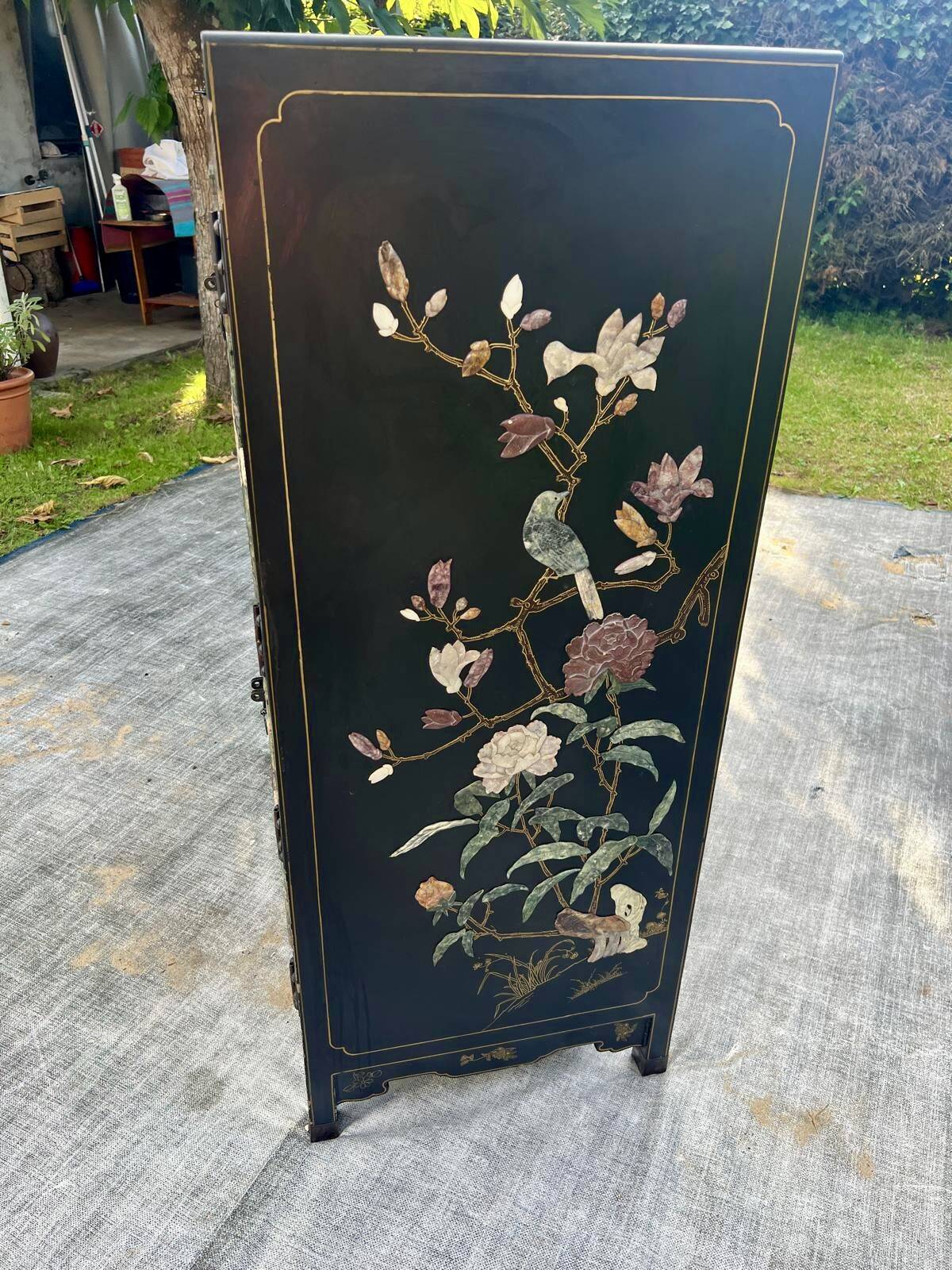Lacquered Chinese furniture with semi-precious stones 1970