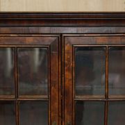 Antique Georgian Display Cabinet in Oyster Veneer circa 1780