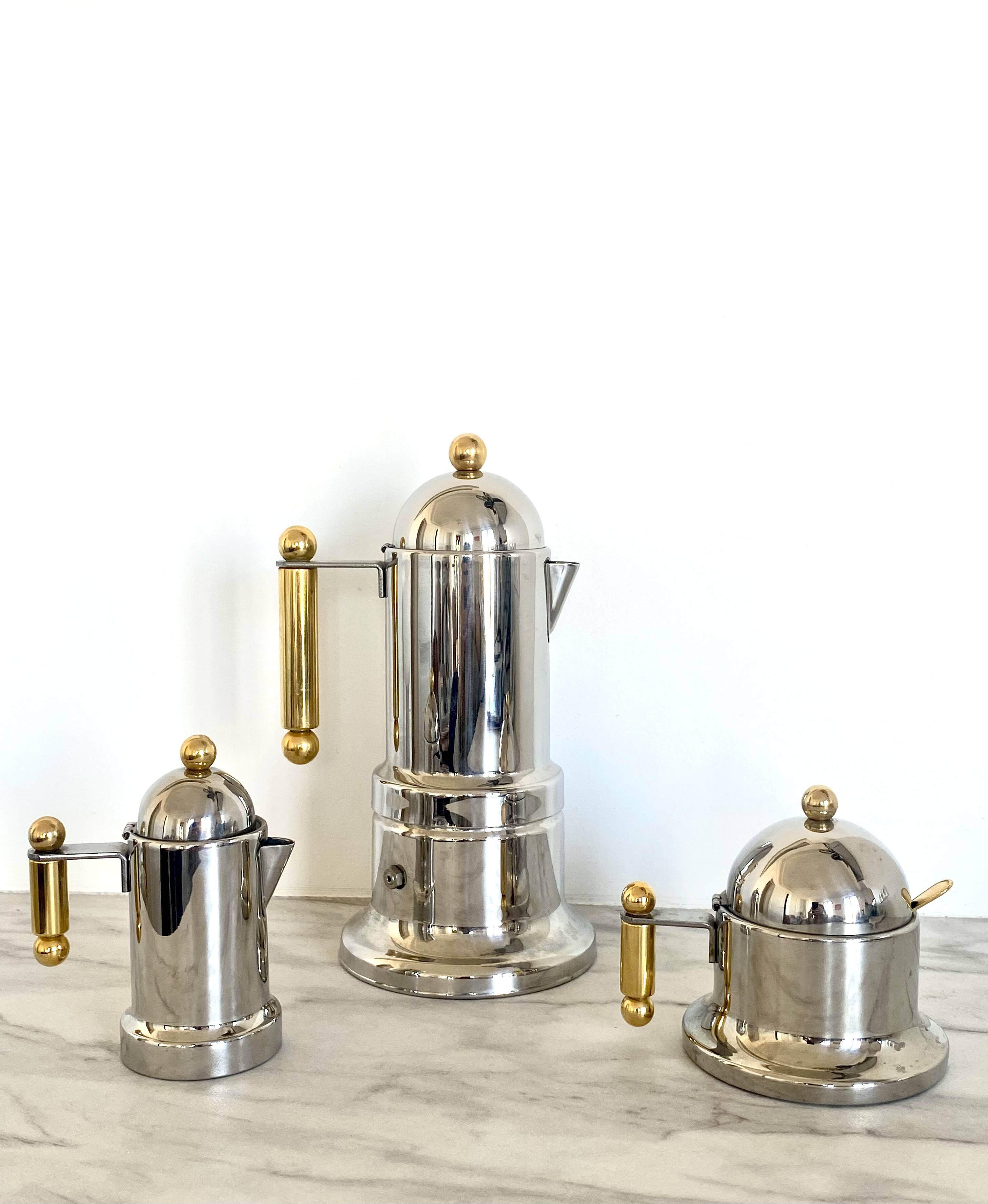 Kontessa coffee service by Vev Vigano from the 1980s.