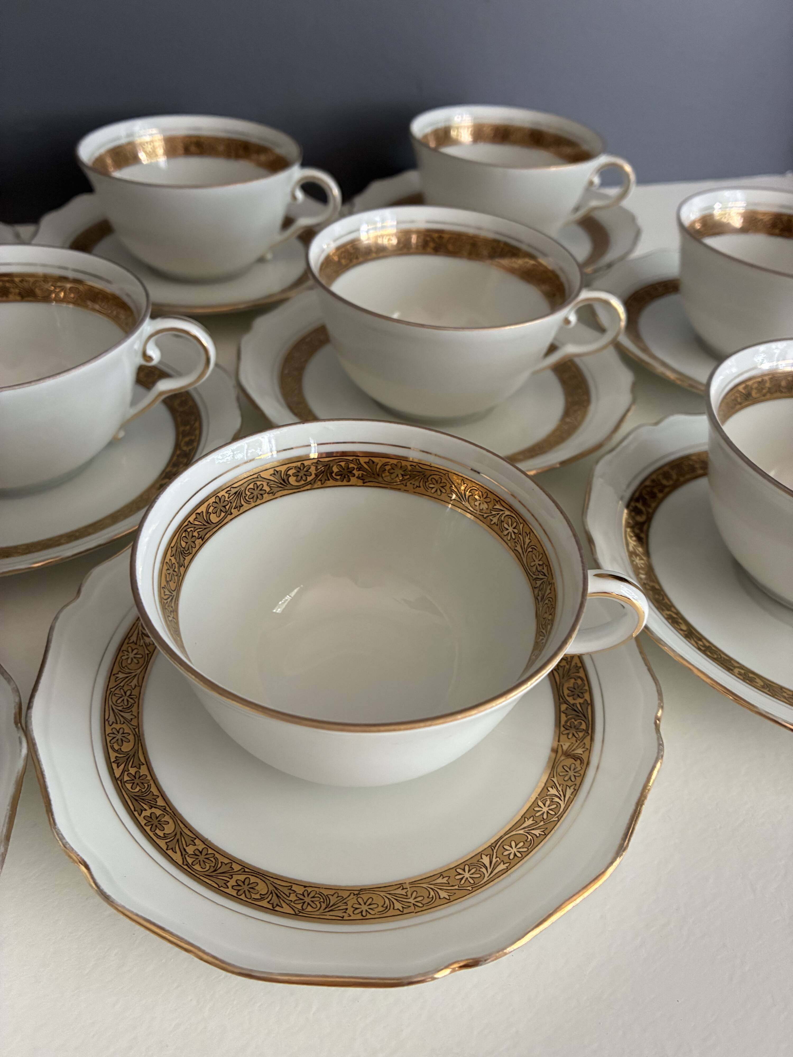 Coffee service 9 pieces L. Lourioux