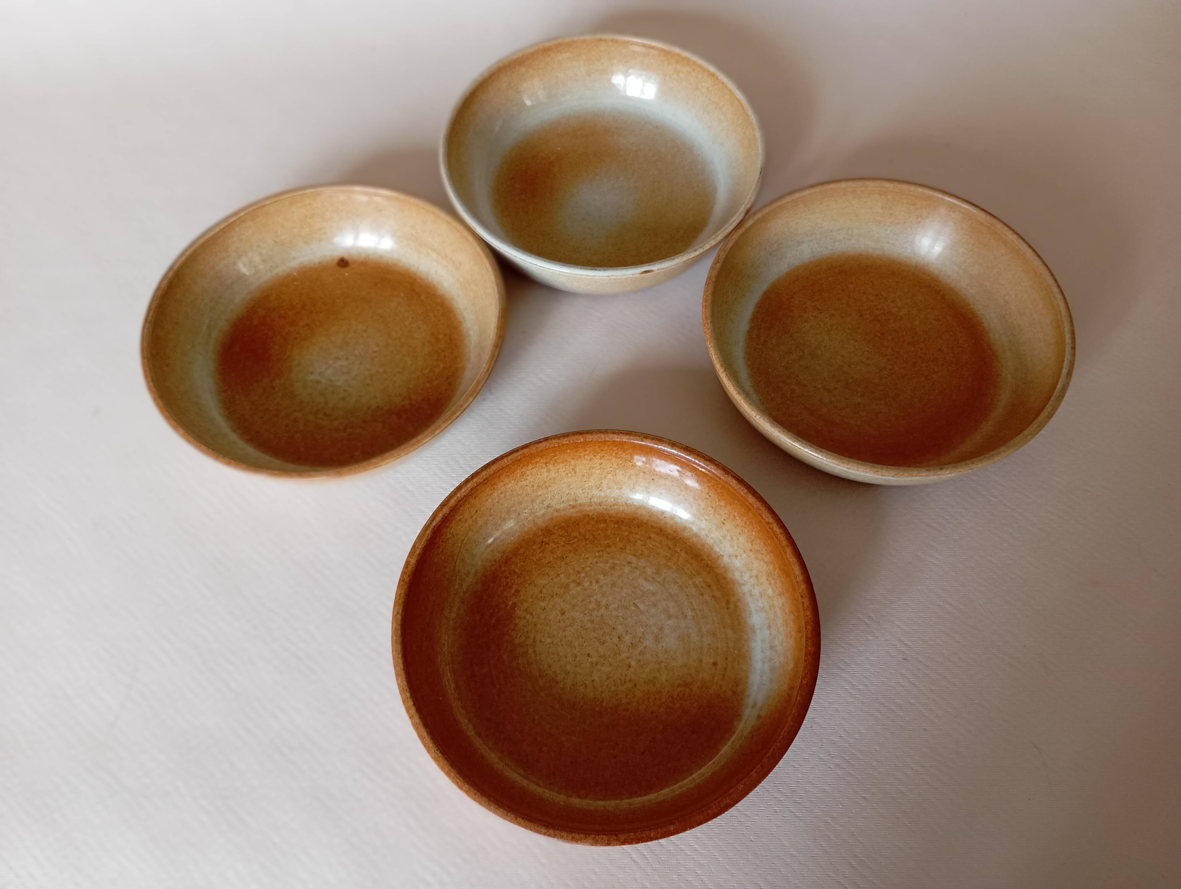 4 Montgolfier stoneware calotte plates