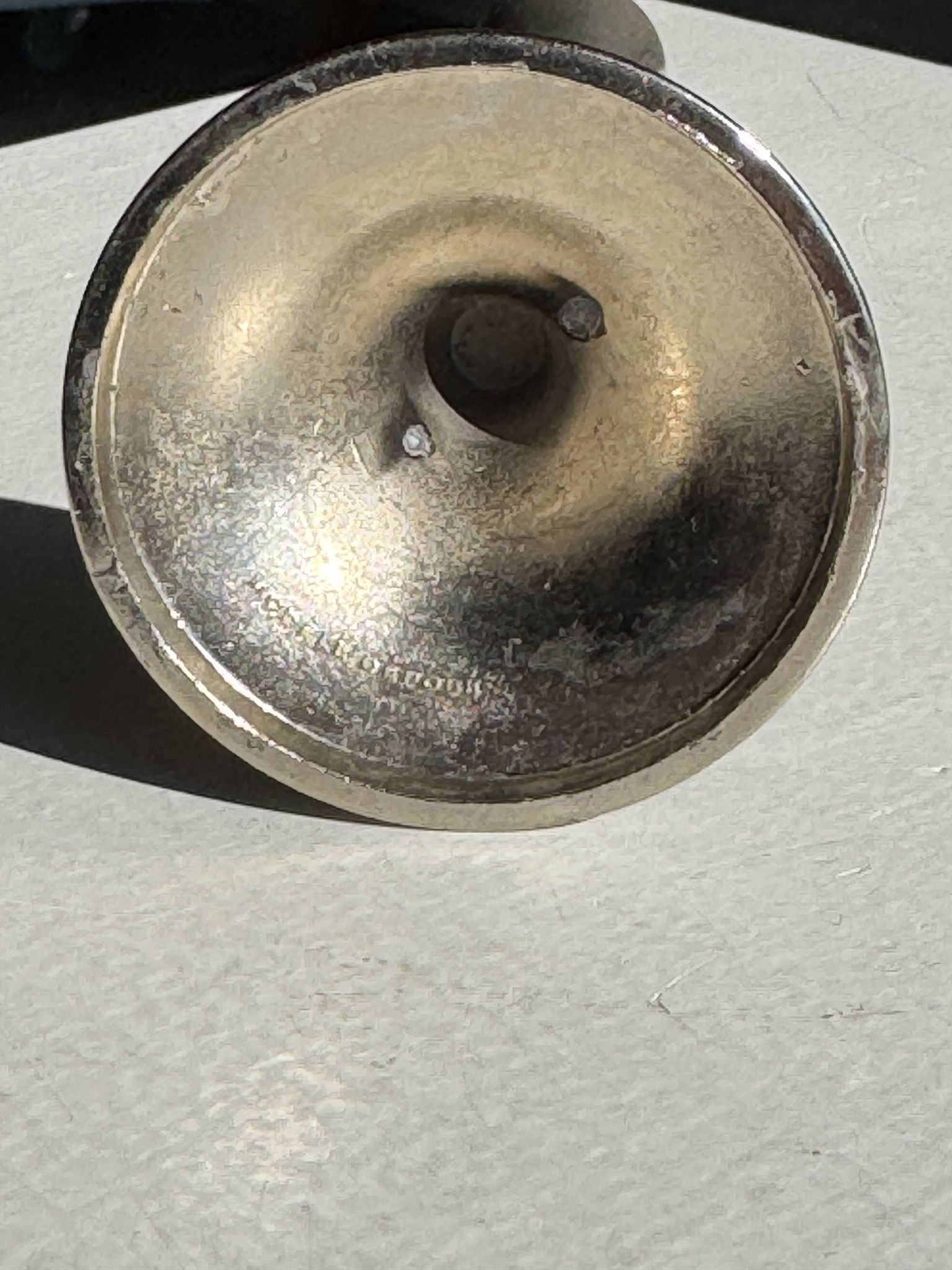 Vase soliflore vintage en métal gris à pied évasé H17 D6
