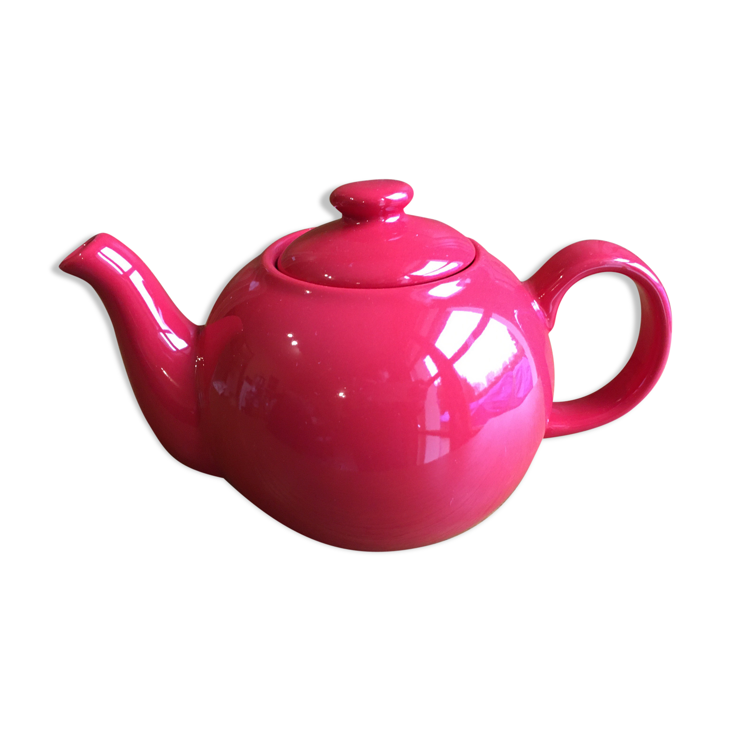 Sema red teapot