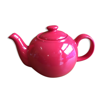 Sema red teapot