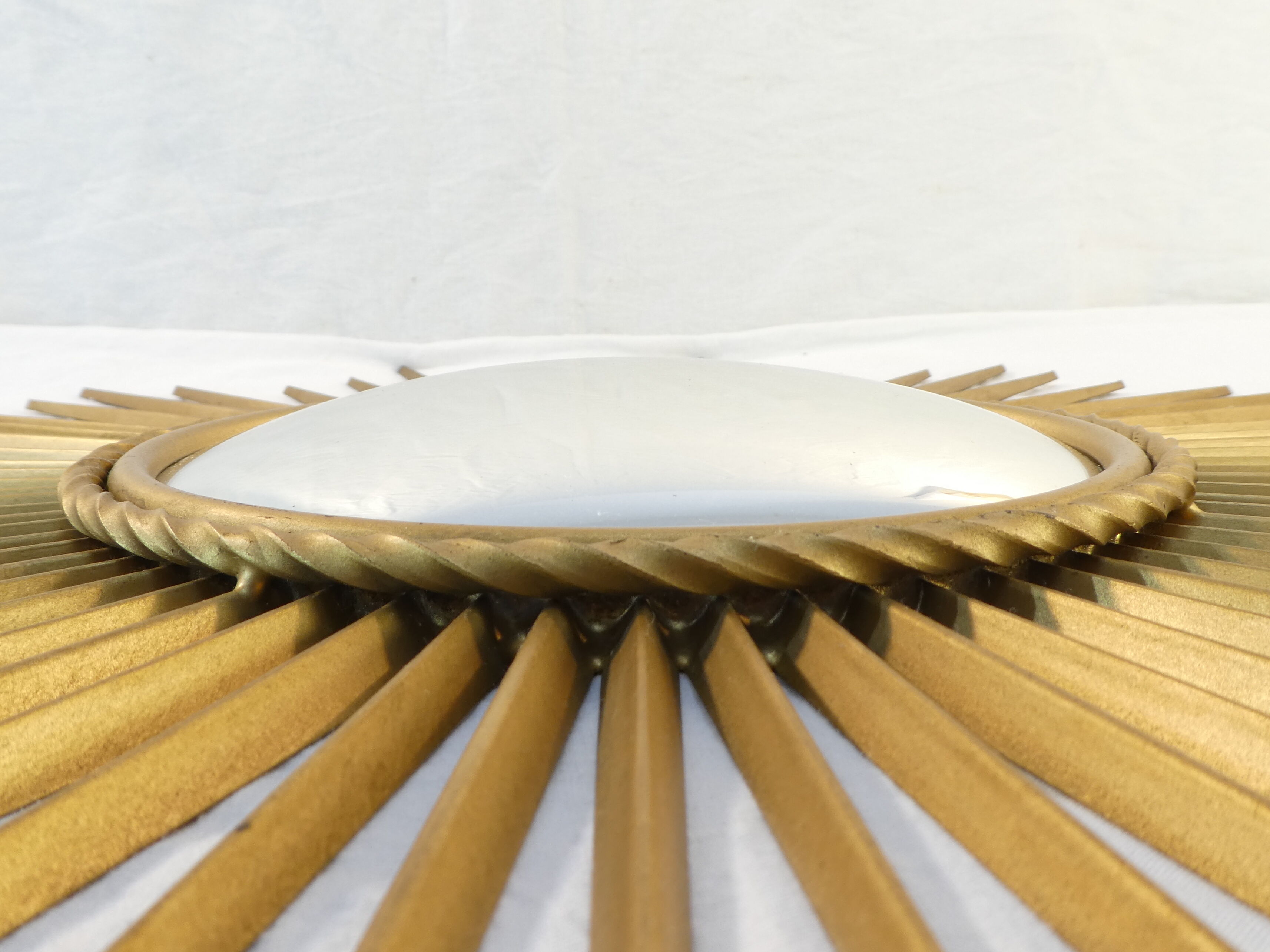 Metal sun mirror Chaty Vallauris