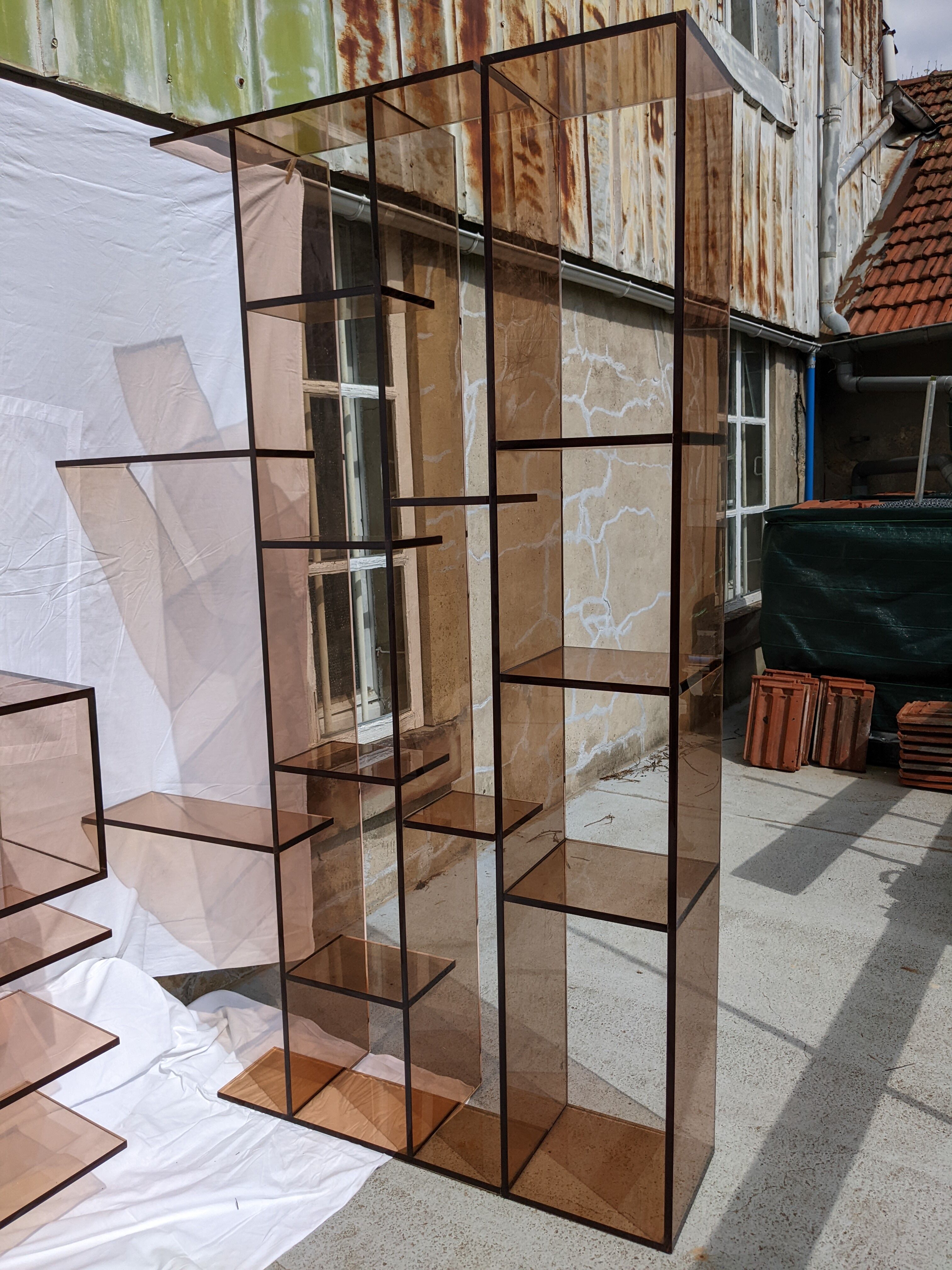 Modular plexiglass 70 library