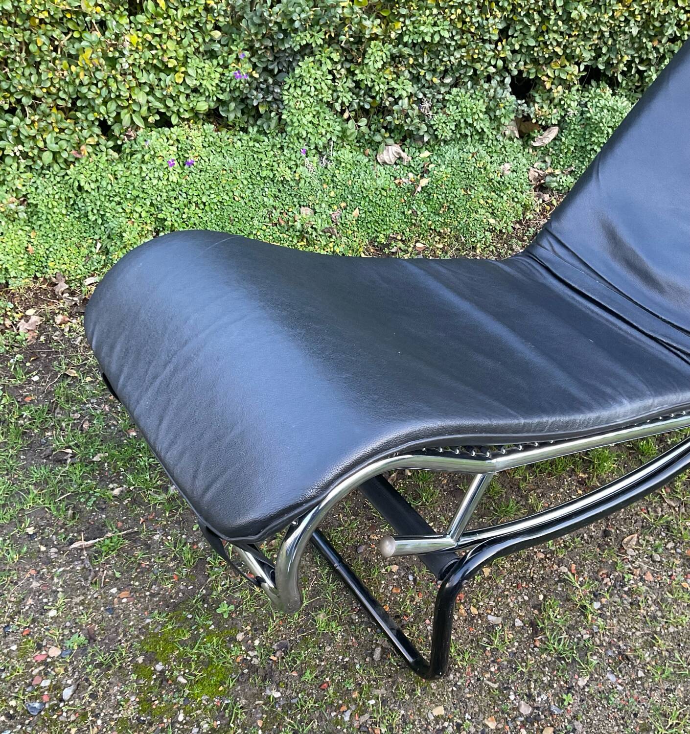 Italian lounge chair from the 1980s.