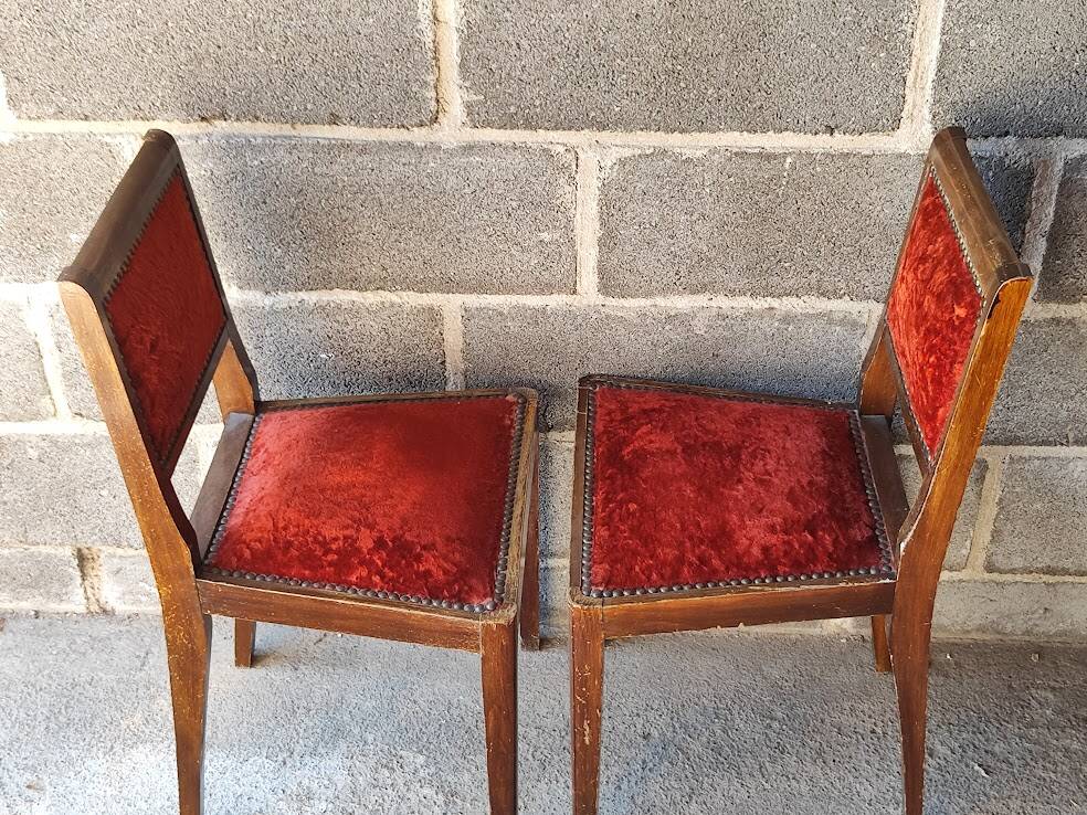 1890/1930 Pair of red velvet chairs / beech