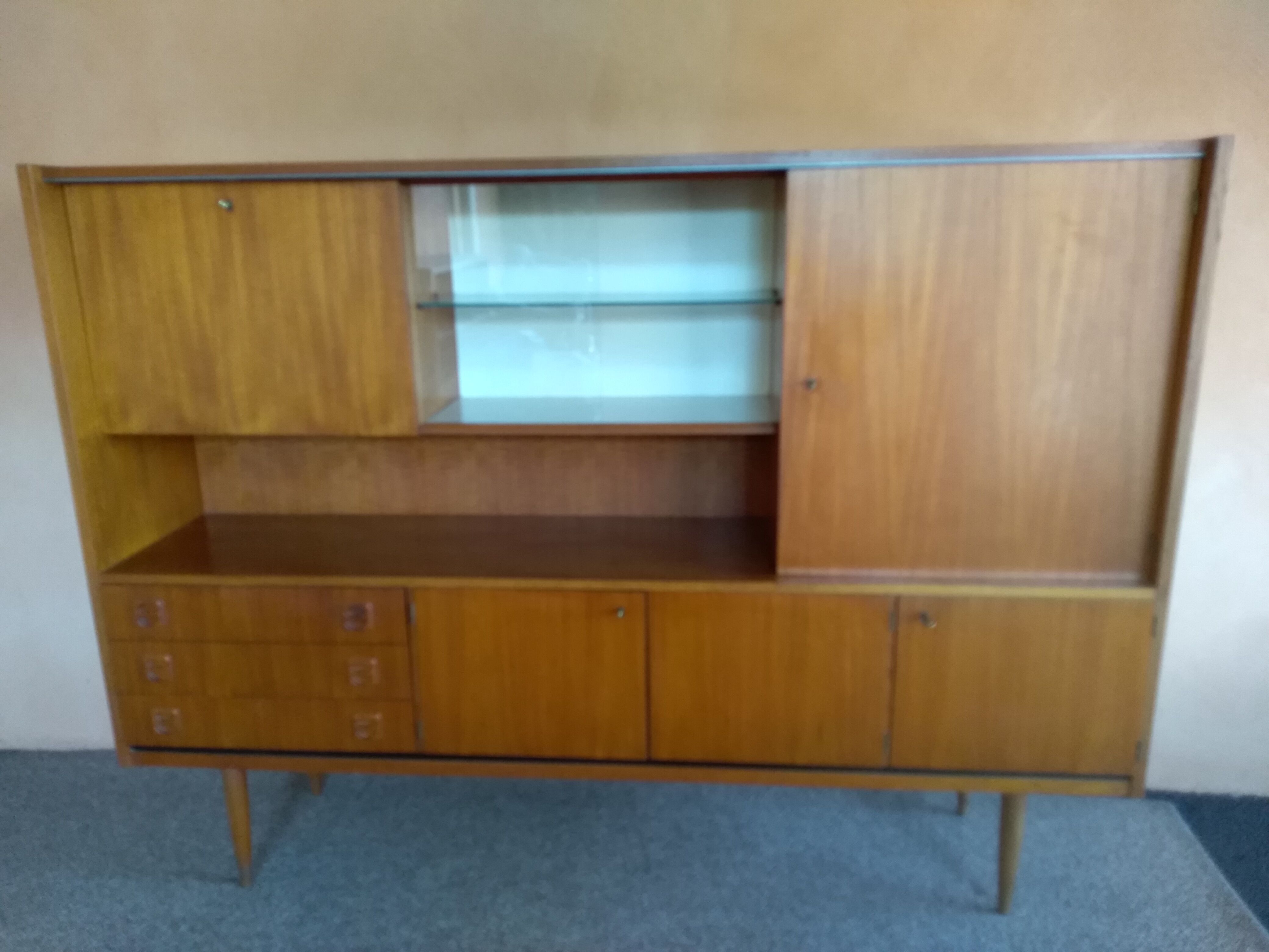 Vintage 1960 Scandinavian teak sidebar Cabinet