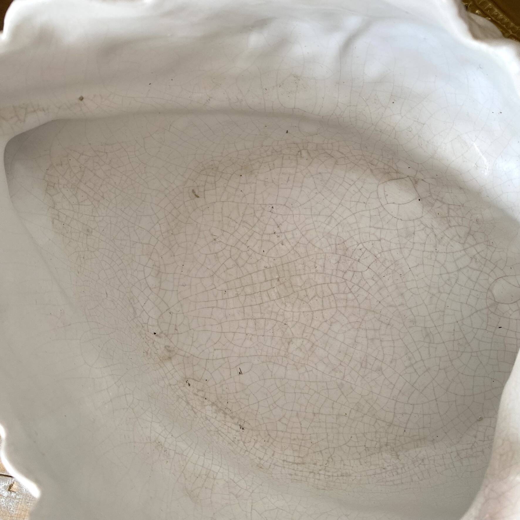 Zoomorphic planter, ceramic swan pocket holder.