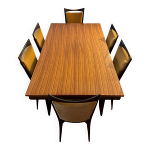 Table en bois marqueté - chaises