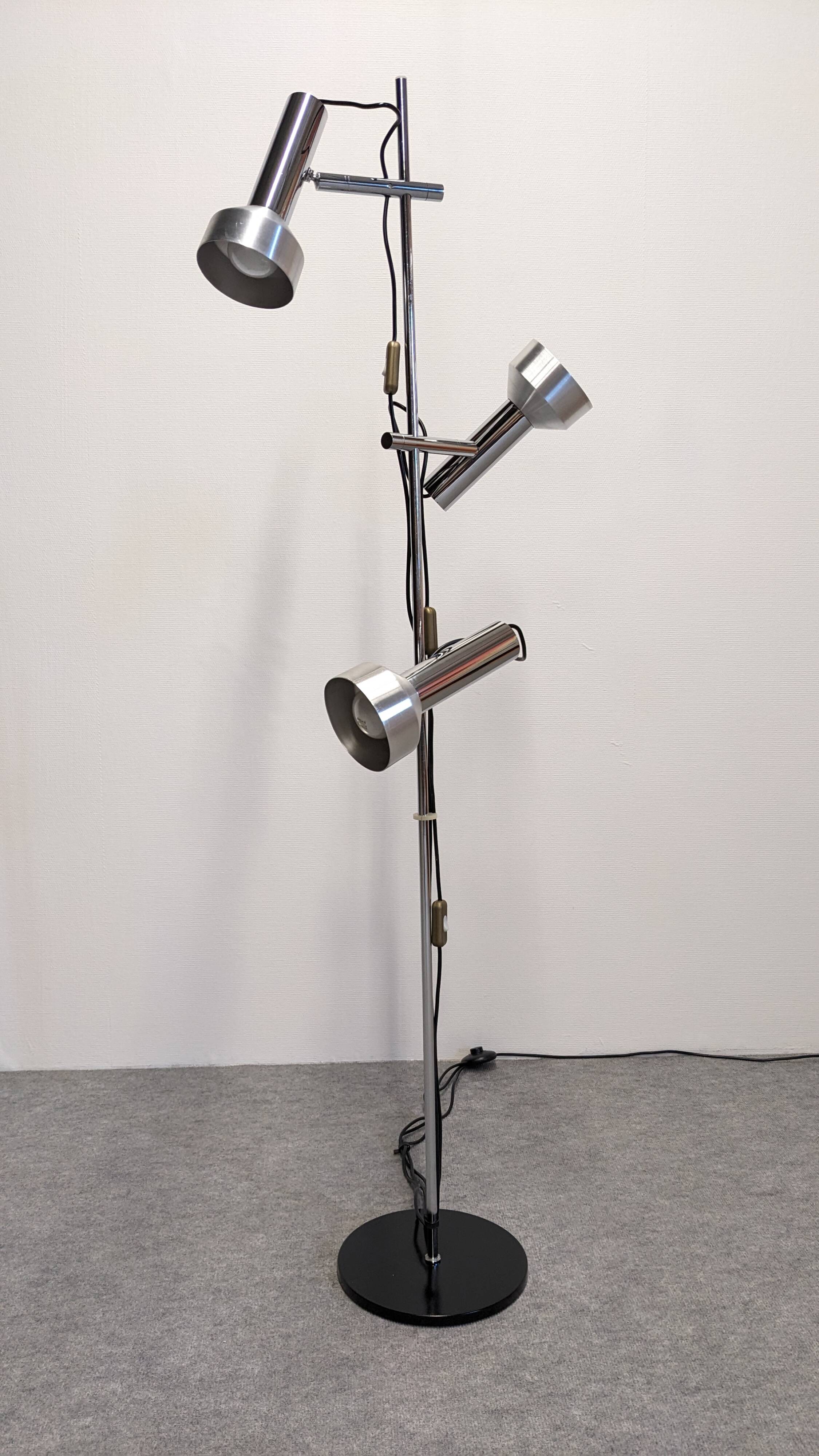 Three-spot floor lamp in chrome metal by Philips, Netherlands circa 1970.