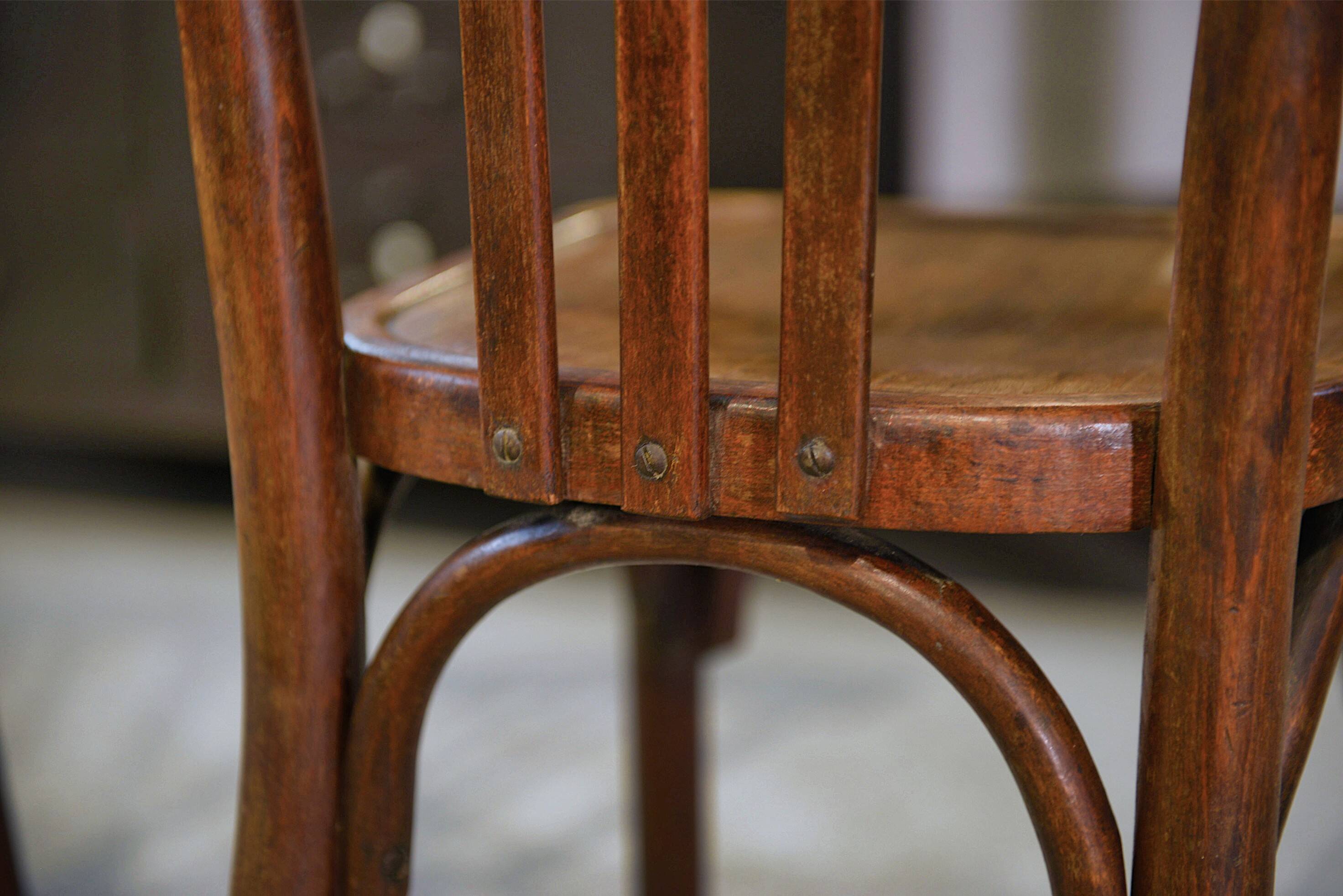 Set of 4 Baumann bistro chairs from the 1930s.