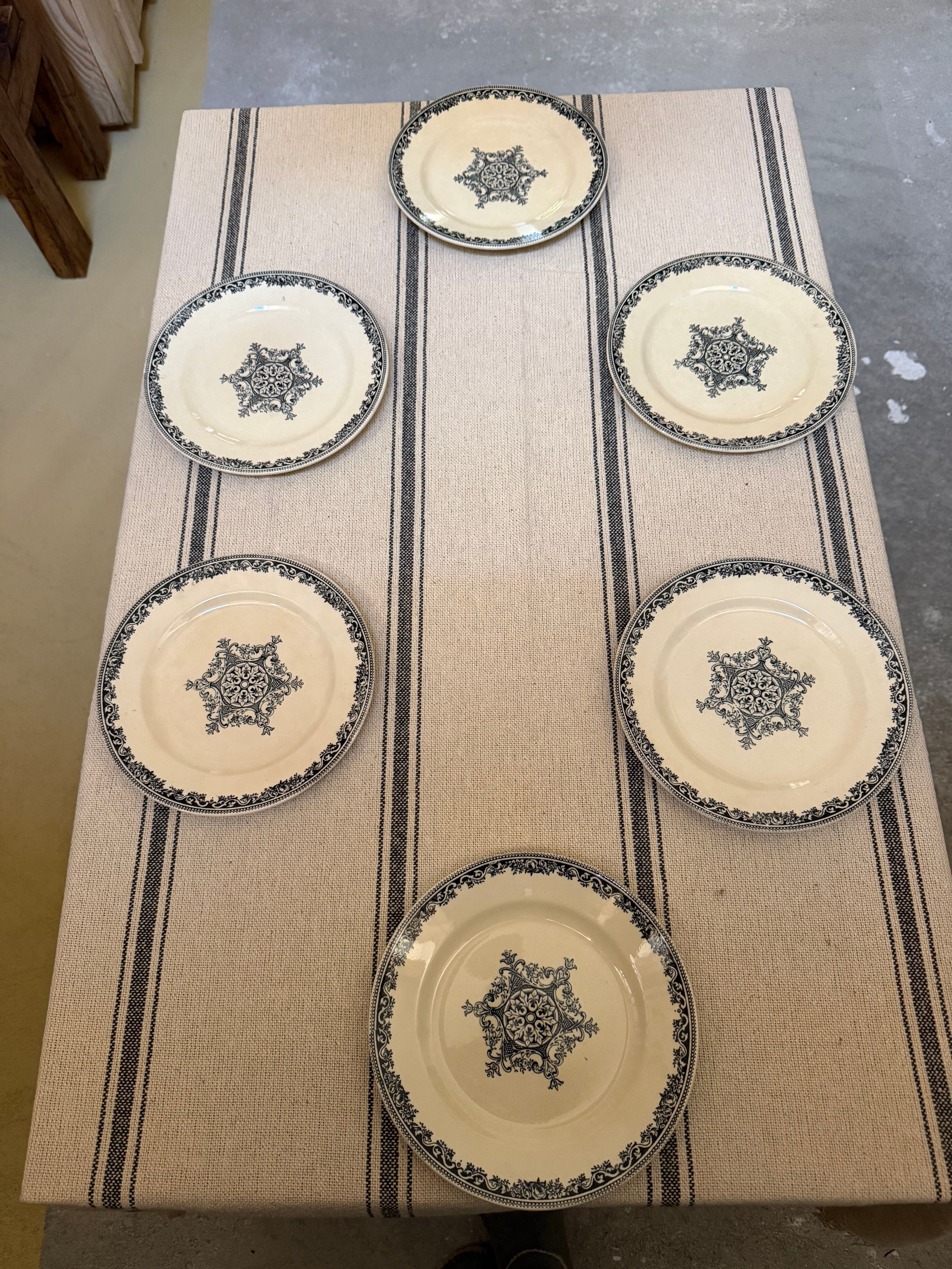 Flat plates Jules Vieillard Bordeaux in ironstone