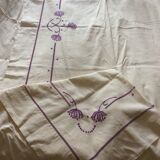 Hand embroidered mixed-hand flat sheet
