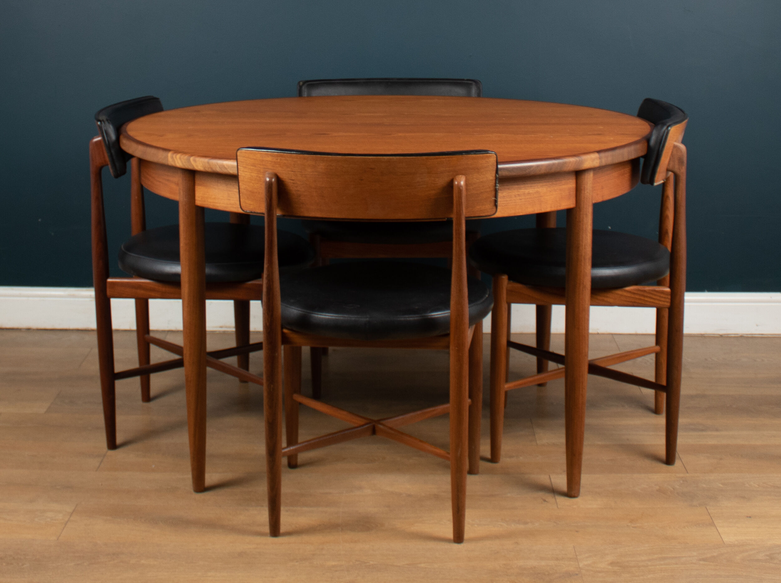 Table à manger et 4 quatre chaises GPlan Fresco par Victor Wilkins