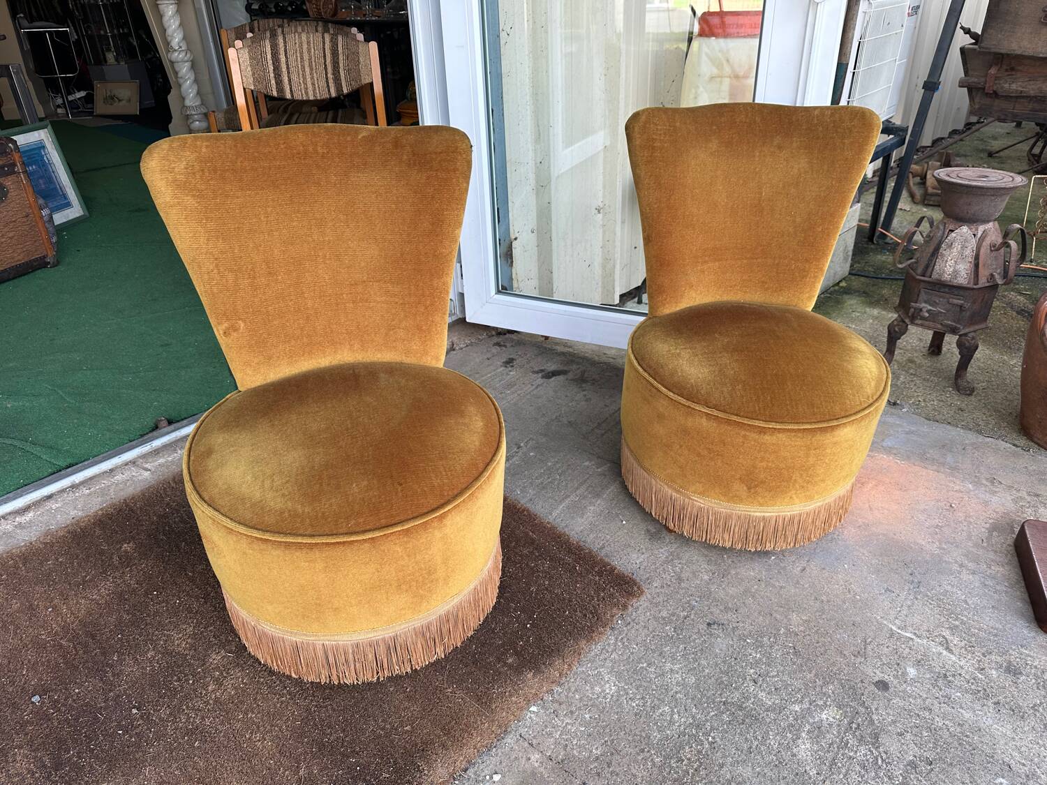 Pair of toad armchairs