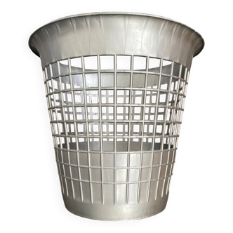 Mobplast silver wastebasket