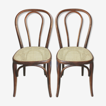 2 Thonet bistro chairs
