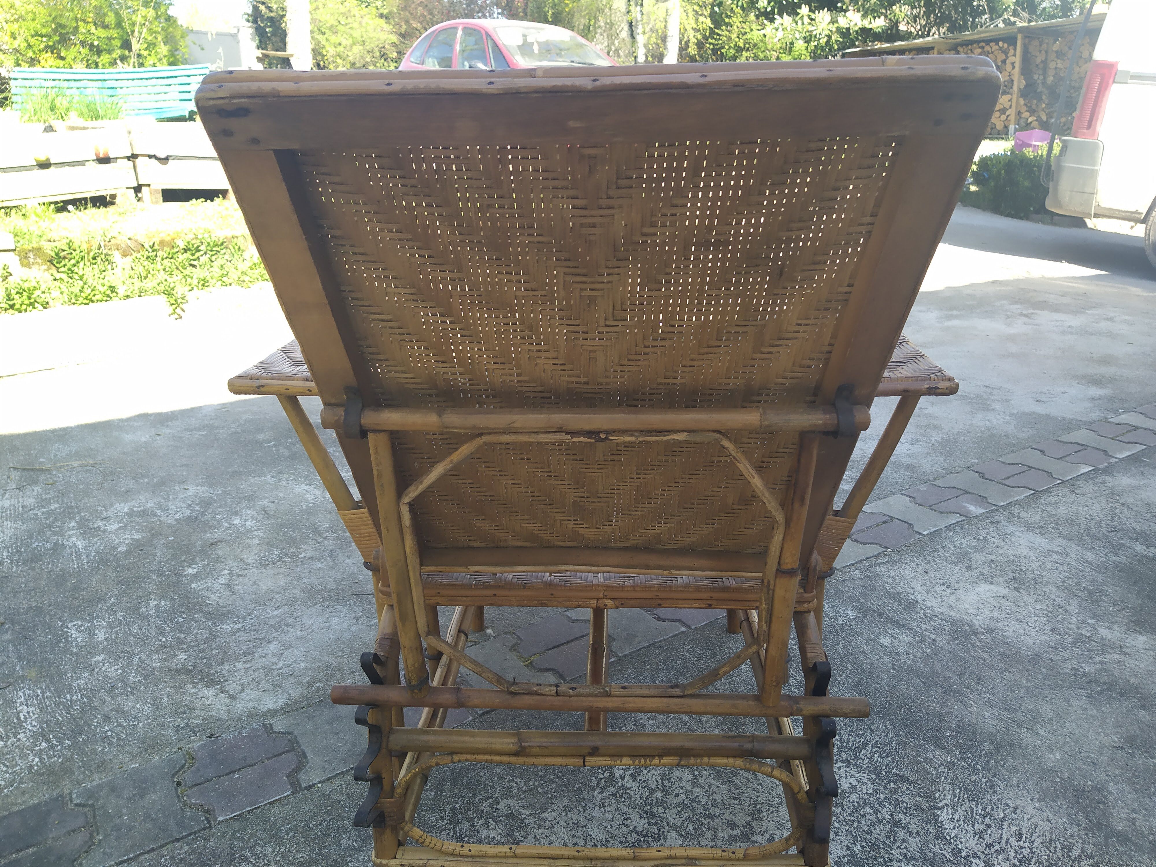 Former rattan and bamboo lounge chair in 1920