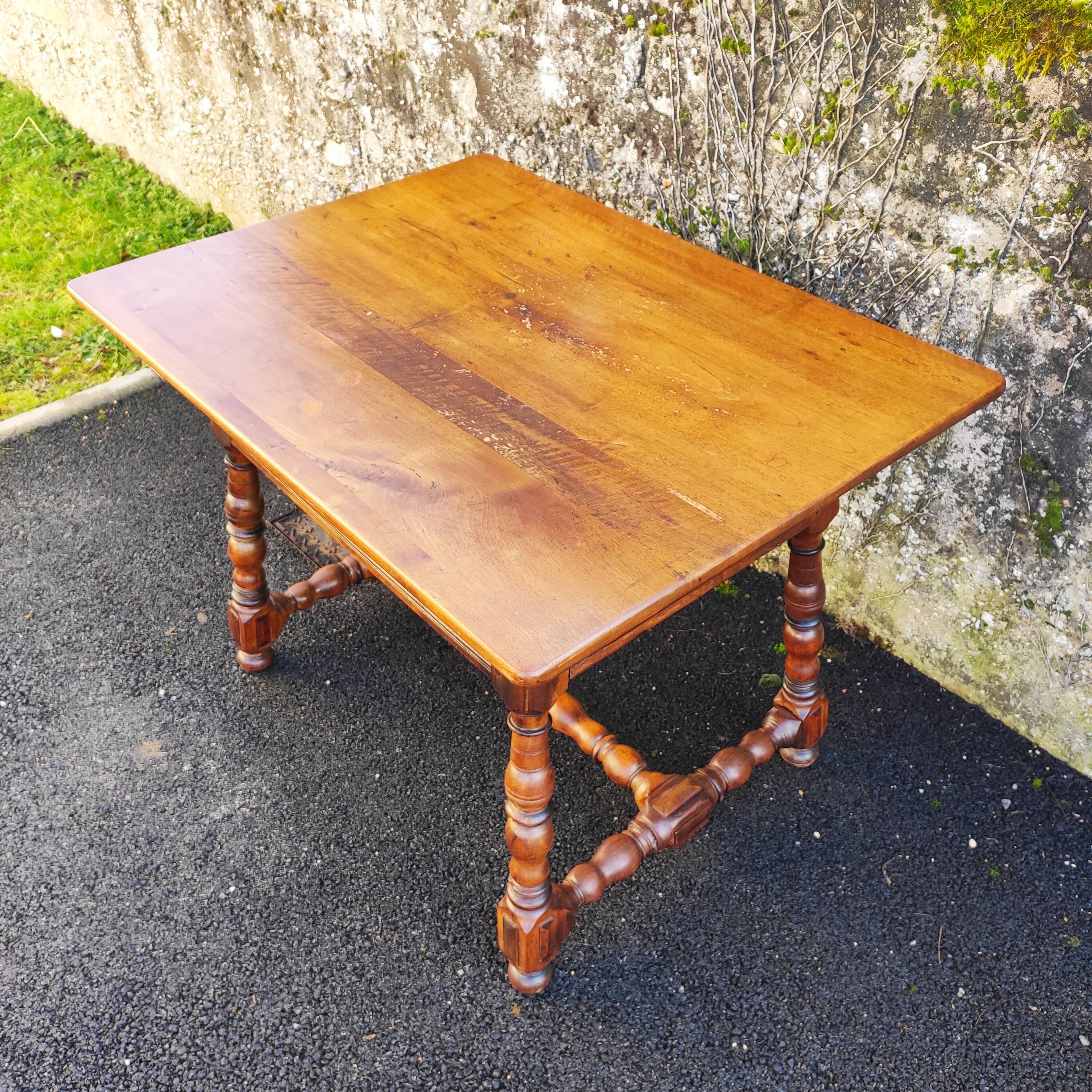 Antique Swiss table in solid walnut - 19th century