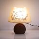 Lampe vintage en bois et resine 1960