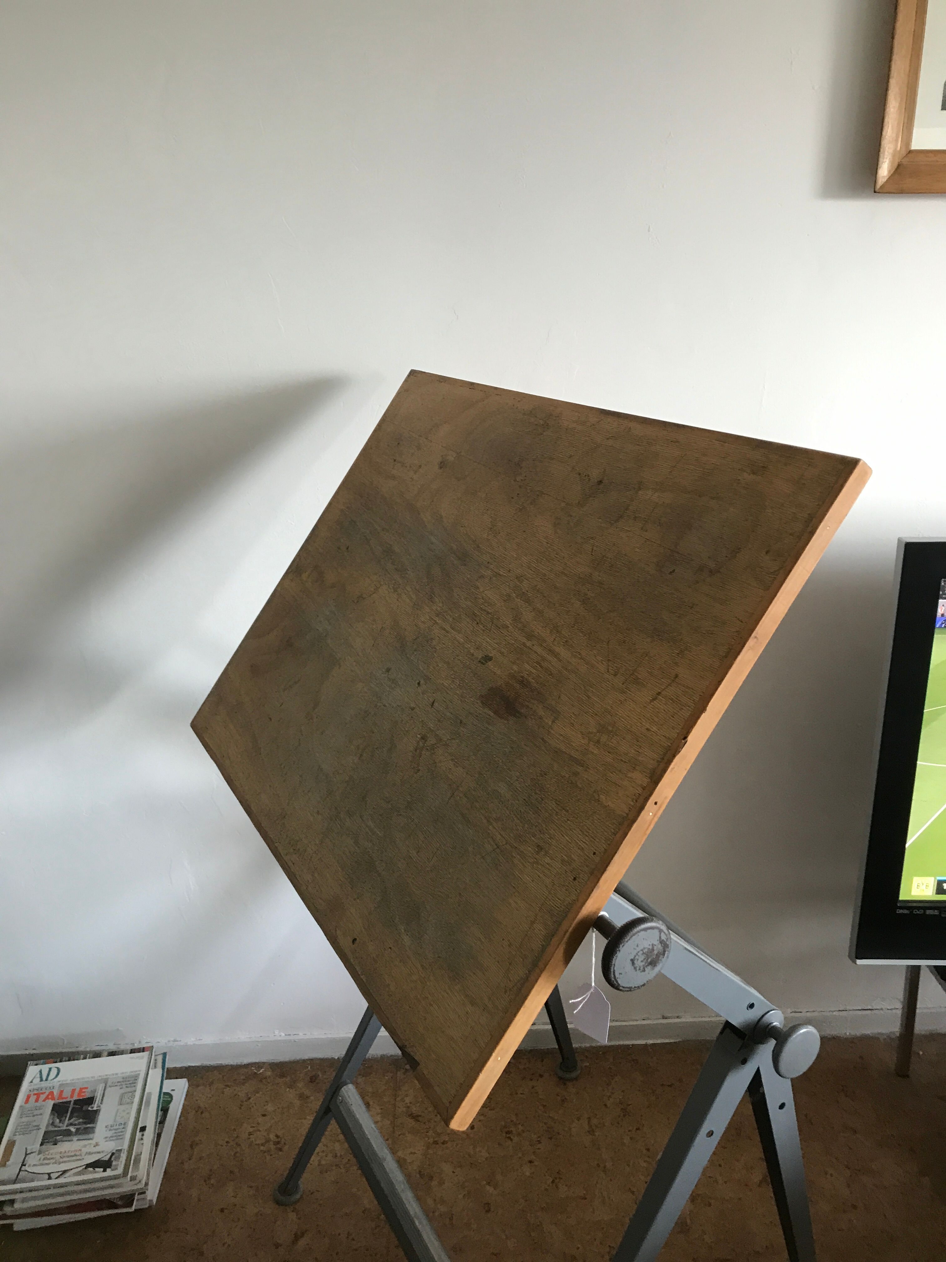 Drawing table Friso kramer & Wim Rietveld for Ahrend by Circkel