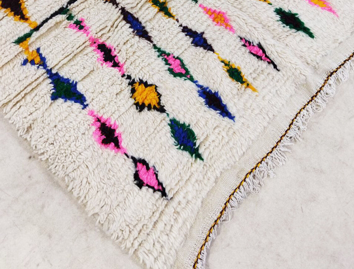 Moroccan berber carpet 270x164cm