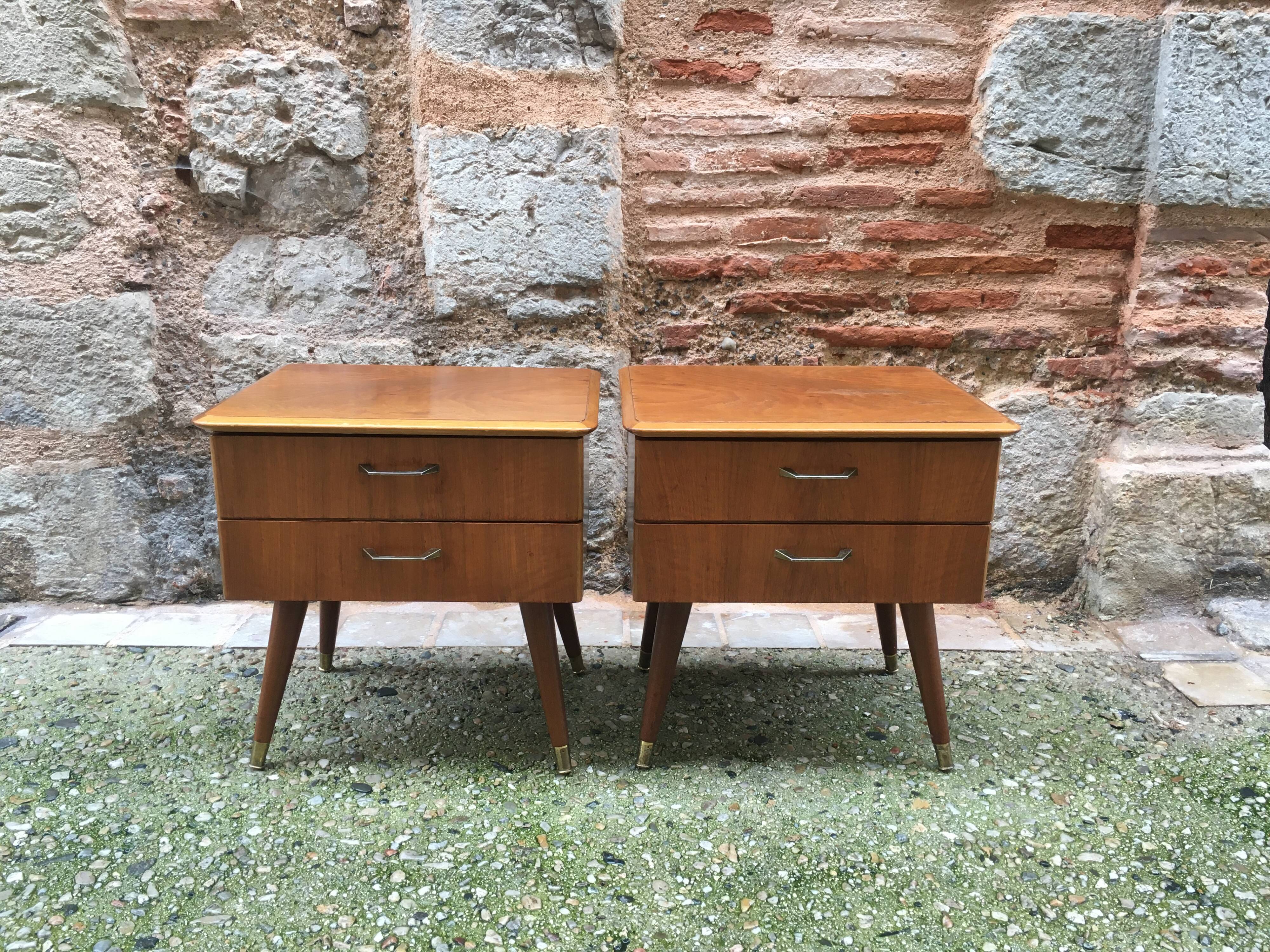 Pair of bedside feet compass