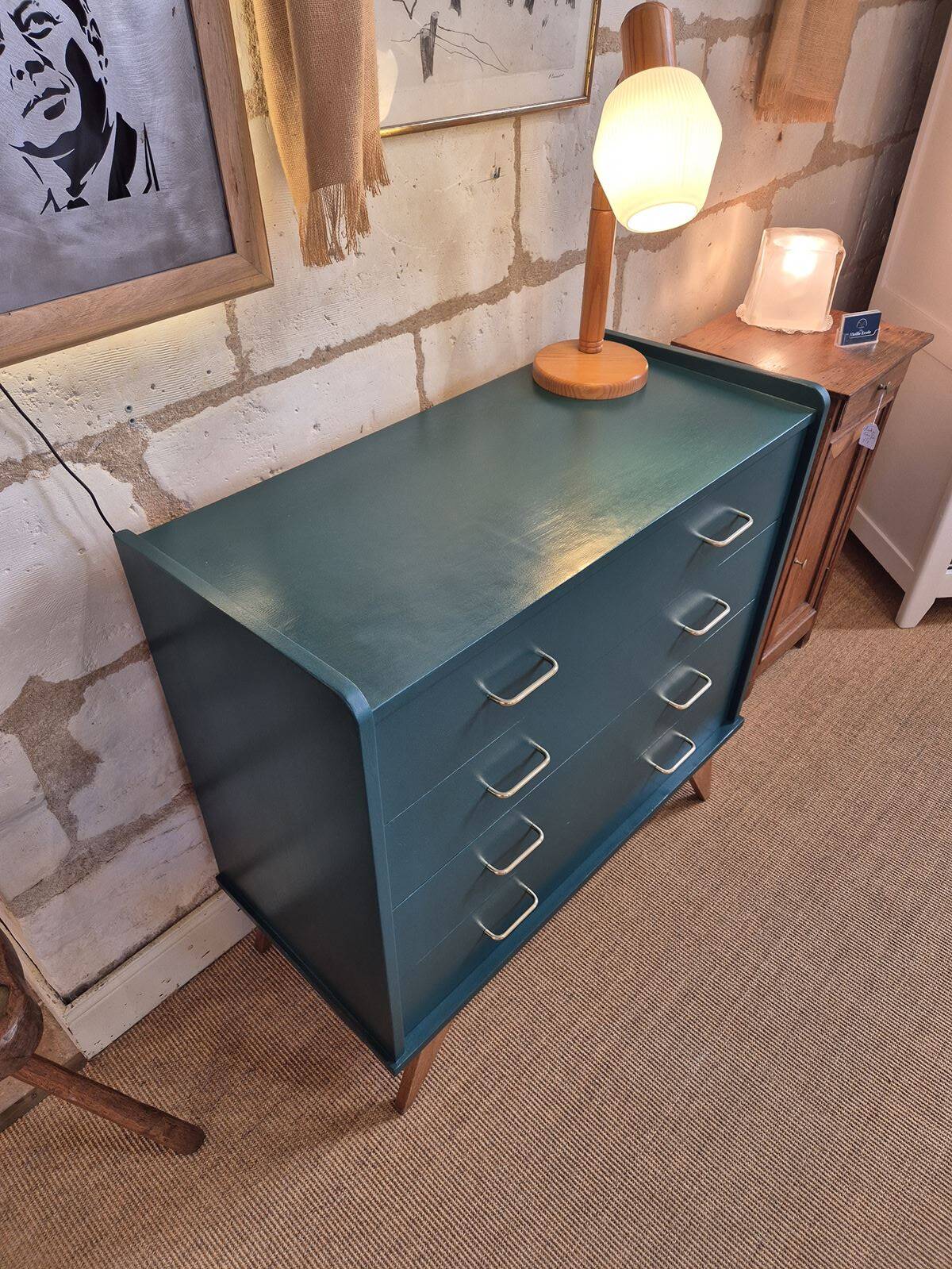 Commode vintage