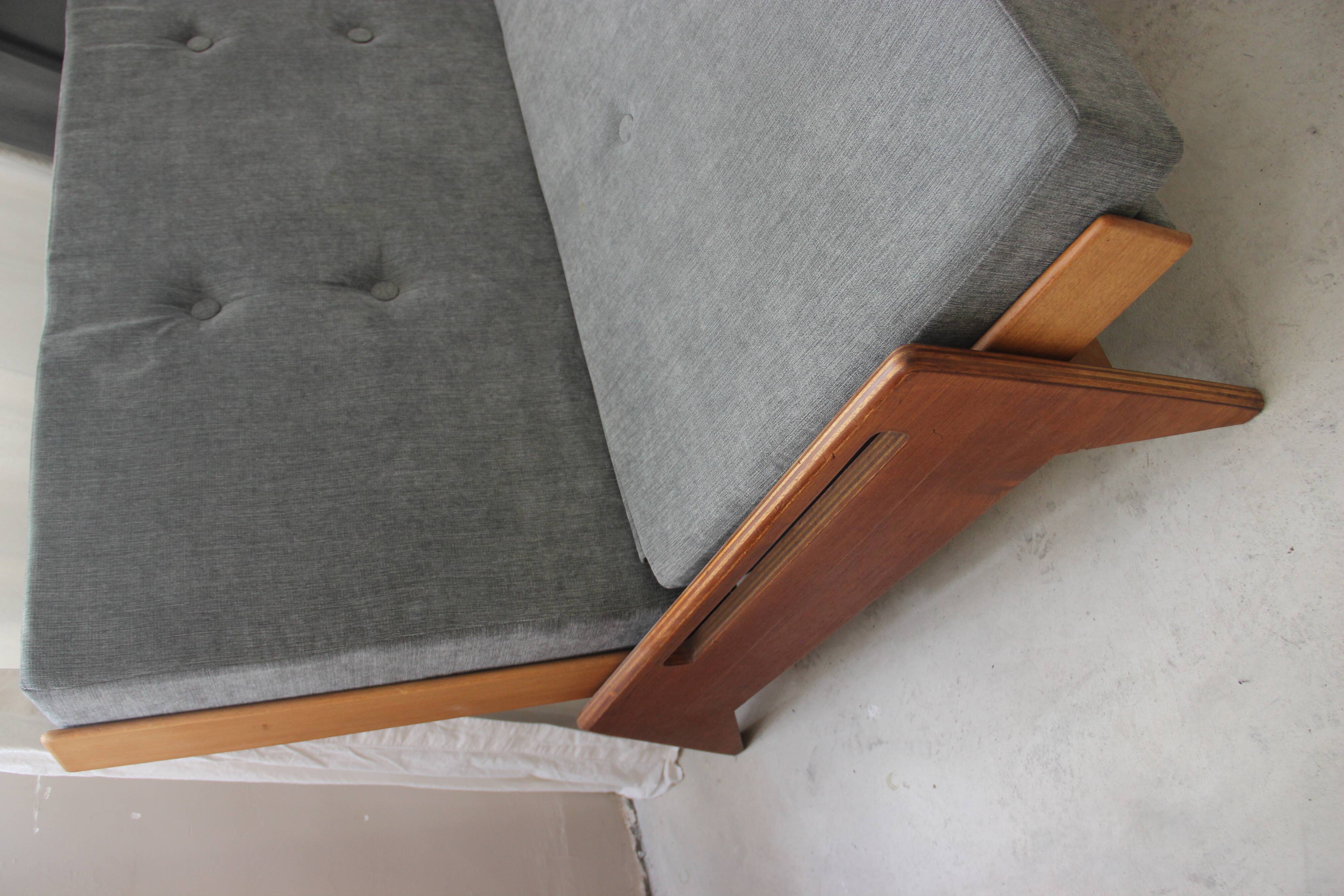 Gerard Guermonprez sofa