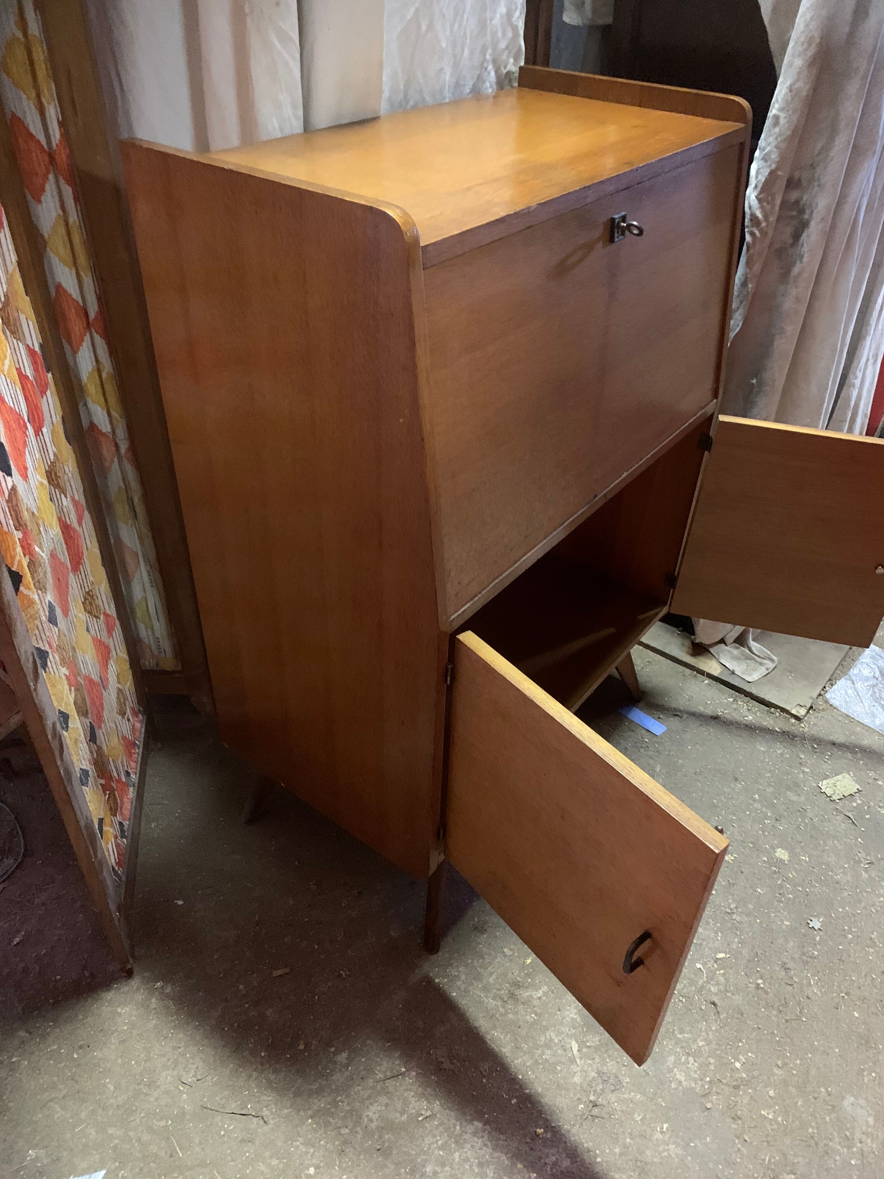 Scandinavian Secretary