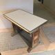 Table de bistrot bois et Formica