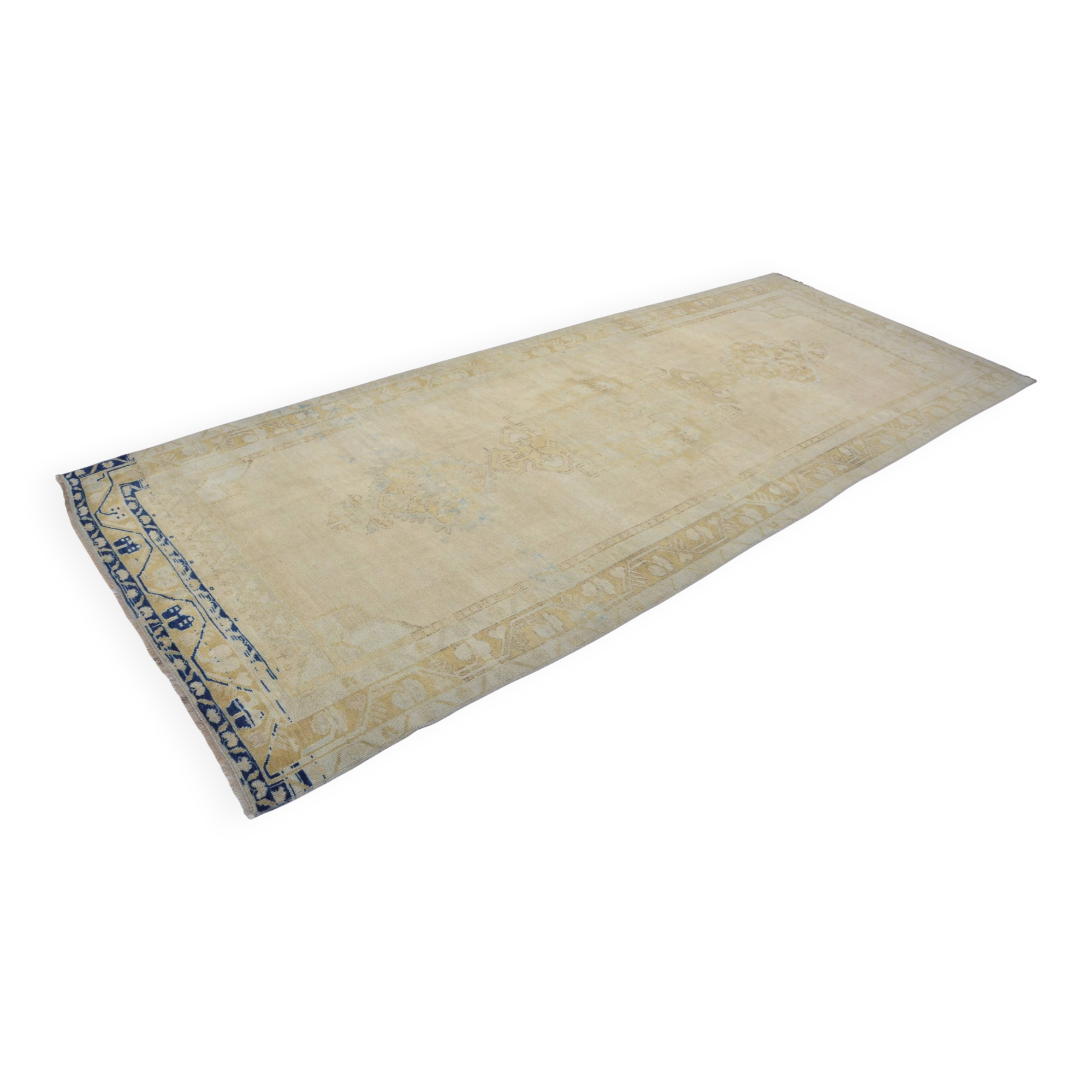 Oushak Anatolian Floor Carpet sku 3207