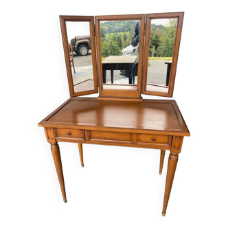 Dressing table (triptych mirror)