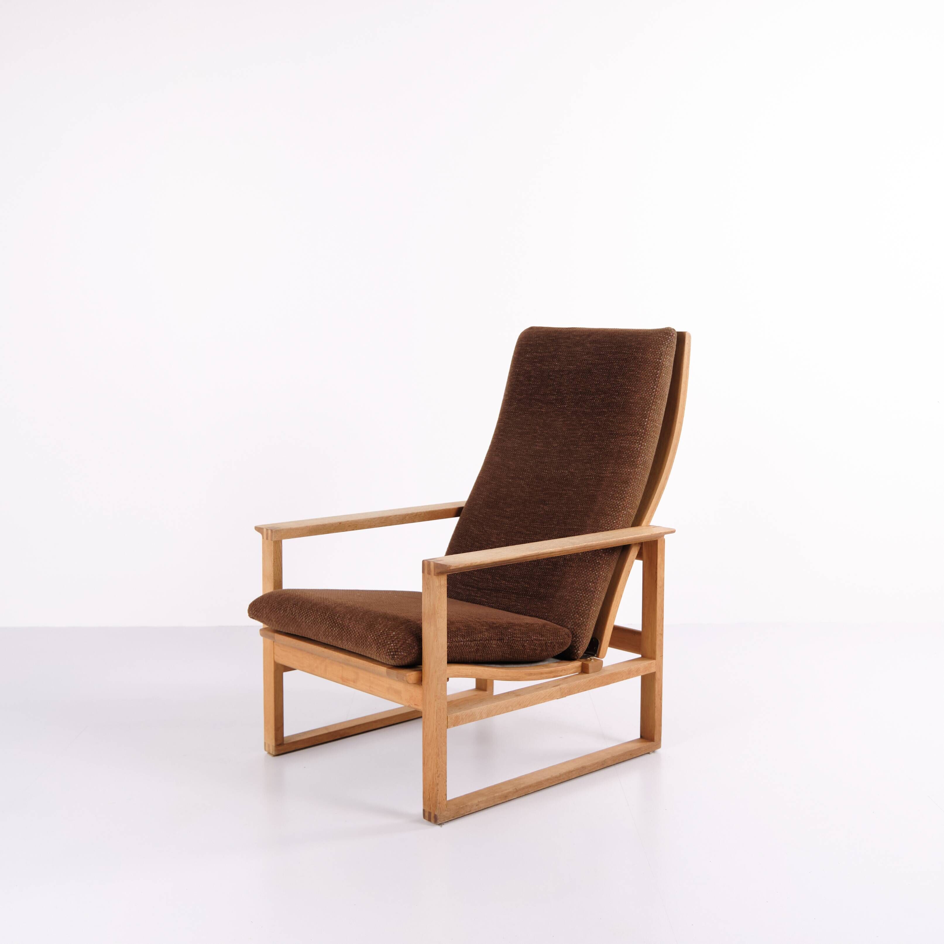 The Sled Chair - Model BM2254 - Oak - Brown cushions - Børge Mogensen - Fredericia Chair Factory