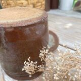 Pot and its lid in glazed stoneware