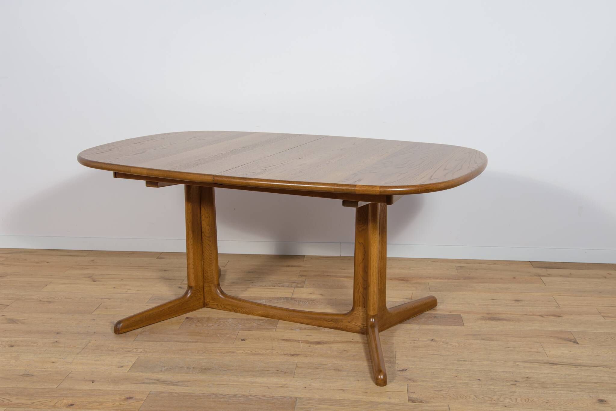 Mid-Century Oak Extendable Table by N. O. Møller for Gudme Furniture Factor