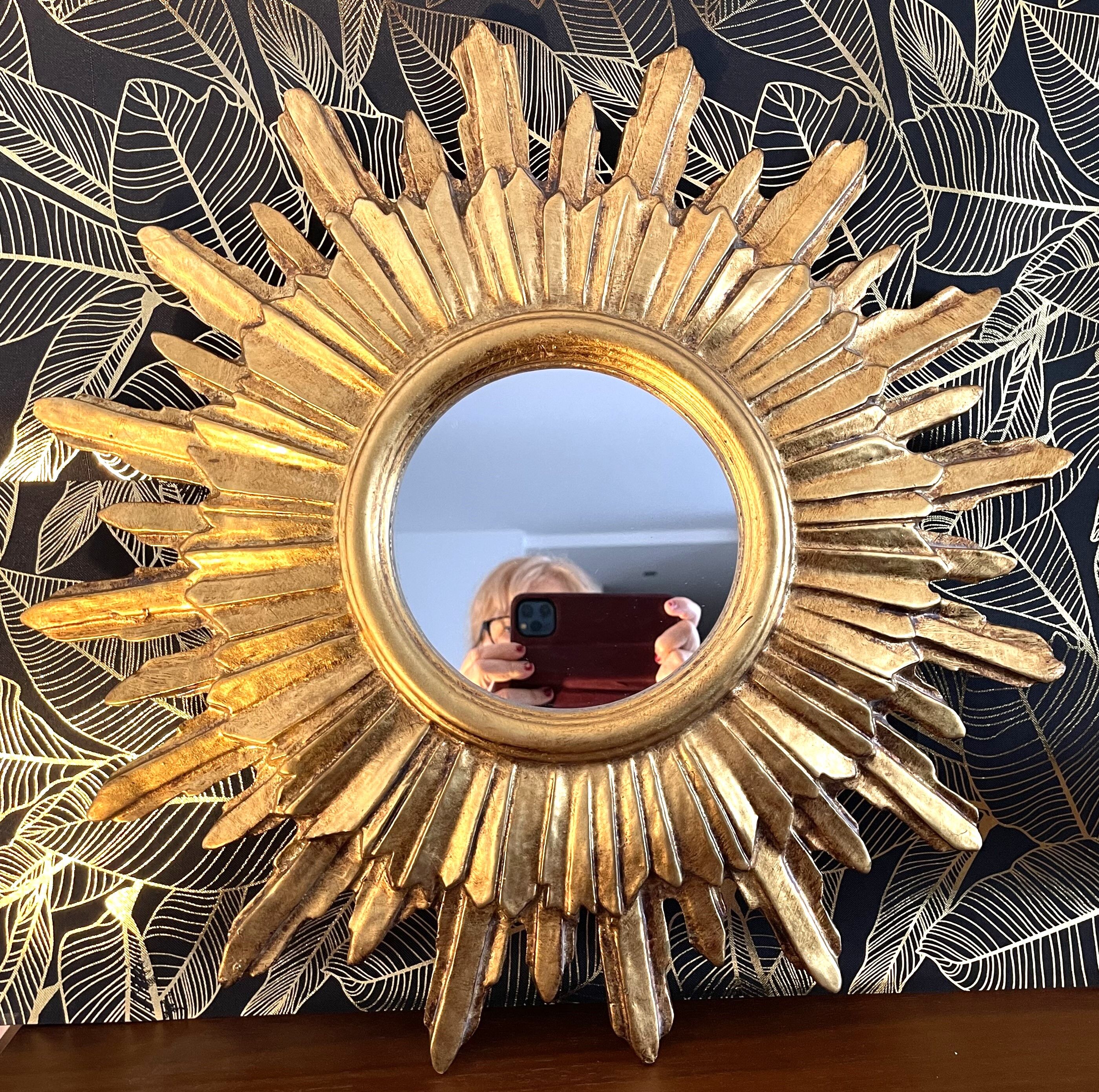 Miroir soleil bois feuille d’or 50 cm