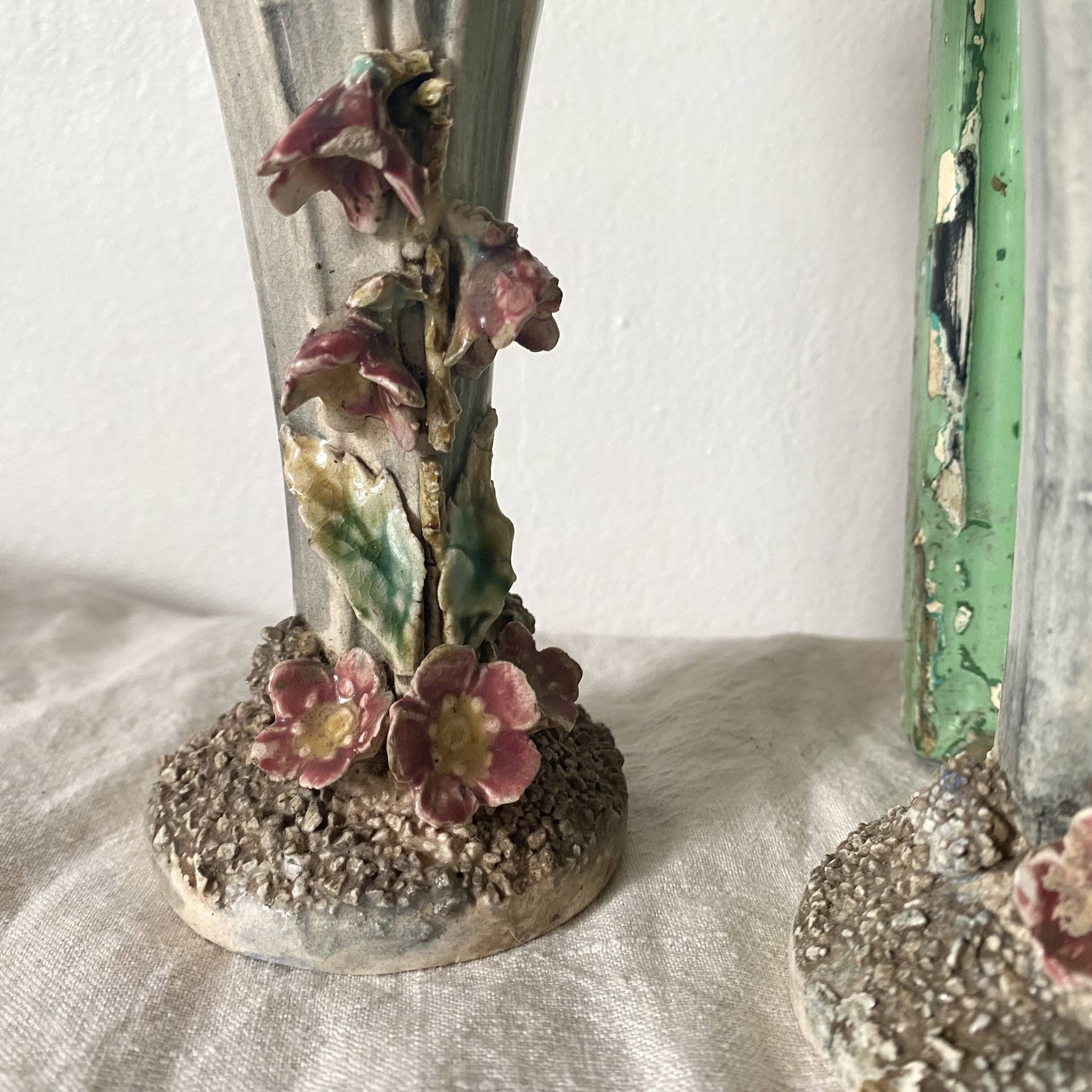 Paire de vases art nouveau  tulipes