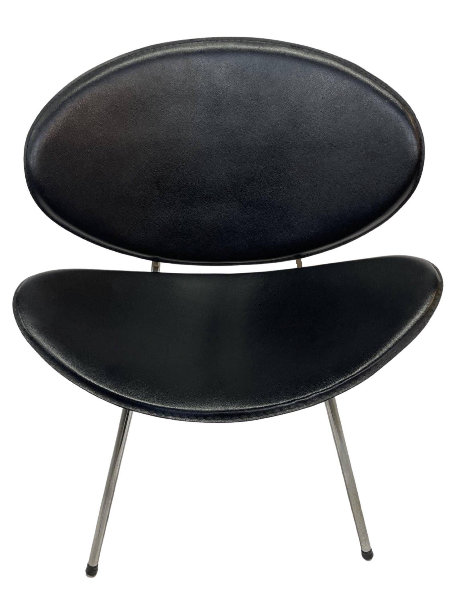 Vintage dining chairs set of four Italy 1990's Design in Black