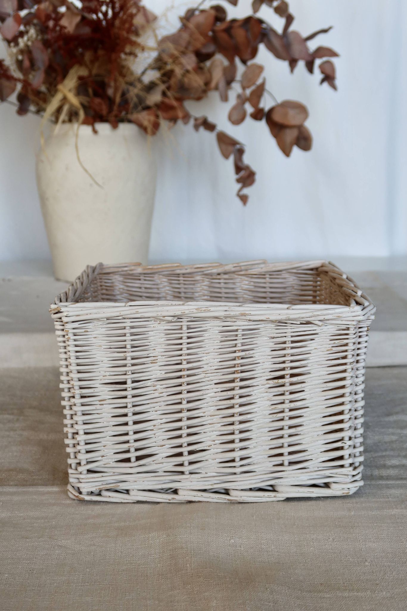 Paniers de rangement vintage en osier blanc
