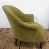 Armchair old green toad