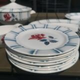 Lots vaisselles digoin sarreguemines, 7assiettes plates, 4 assiettes creuse ,soupière,plat ovale