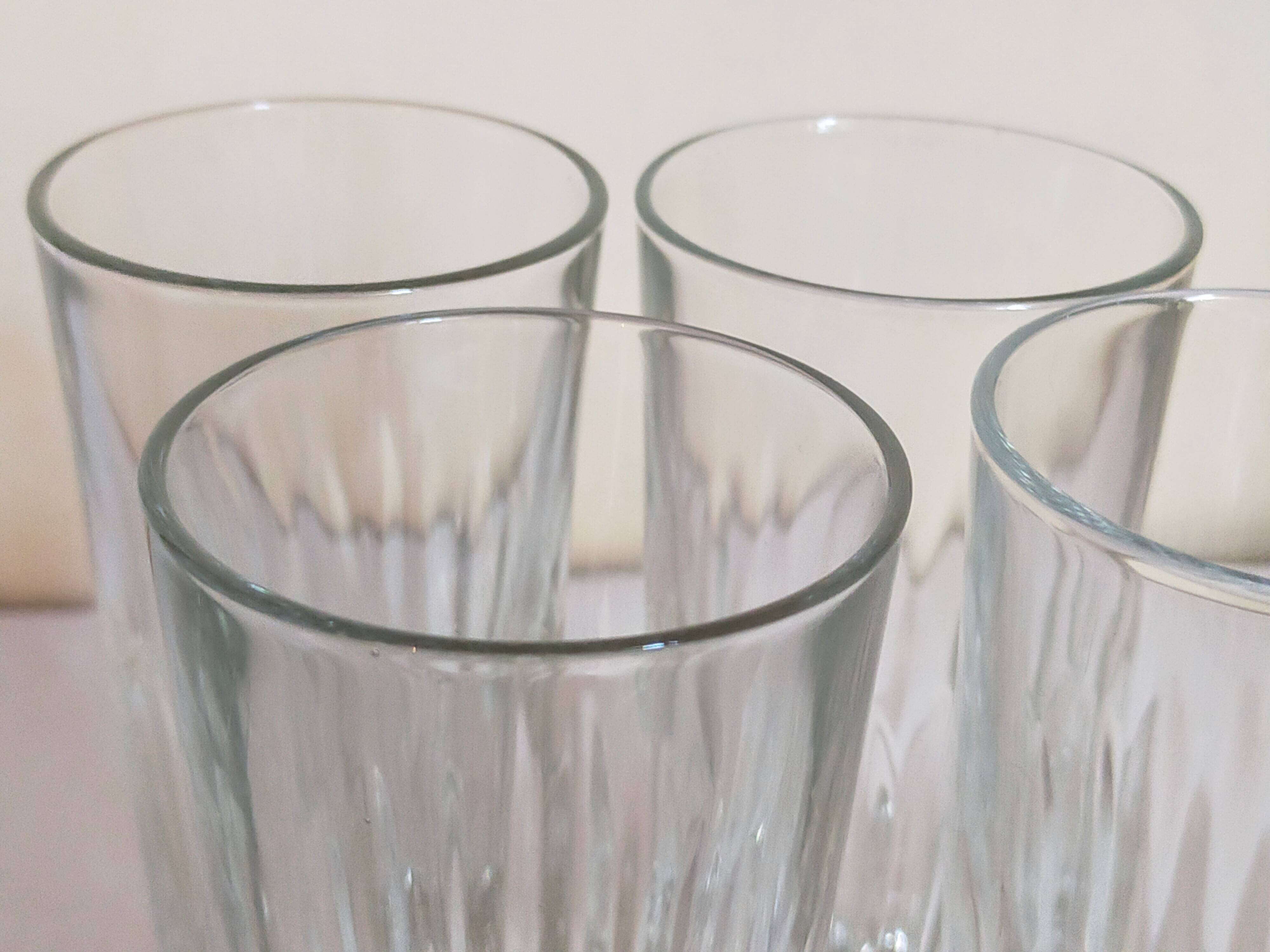 Six verres à anisette de bistrot vintages
