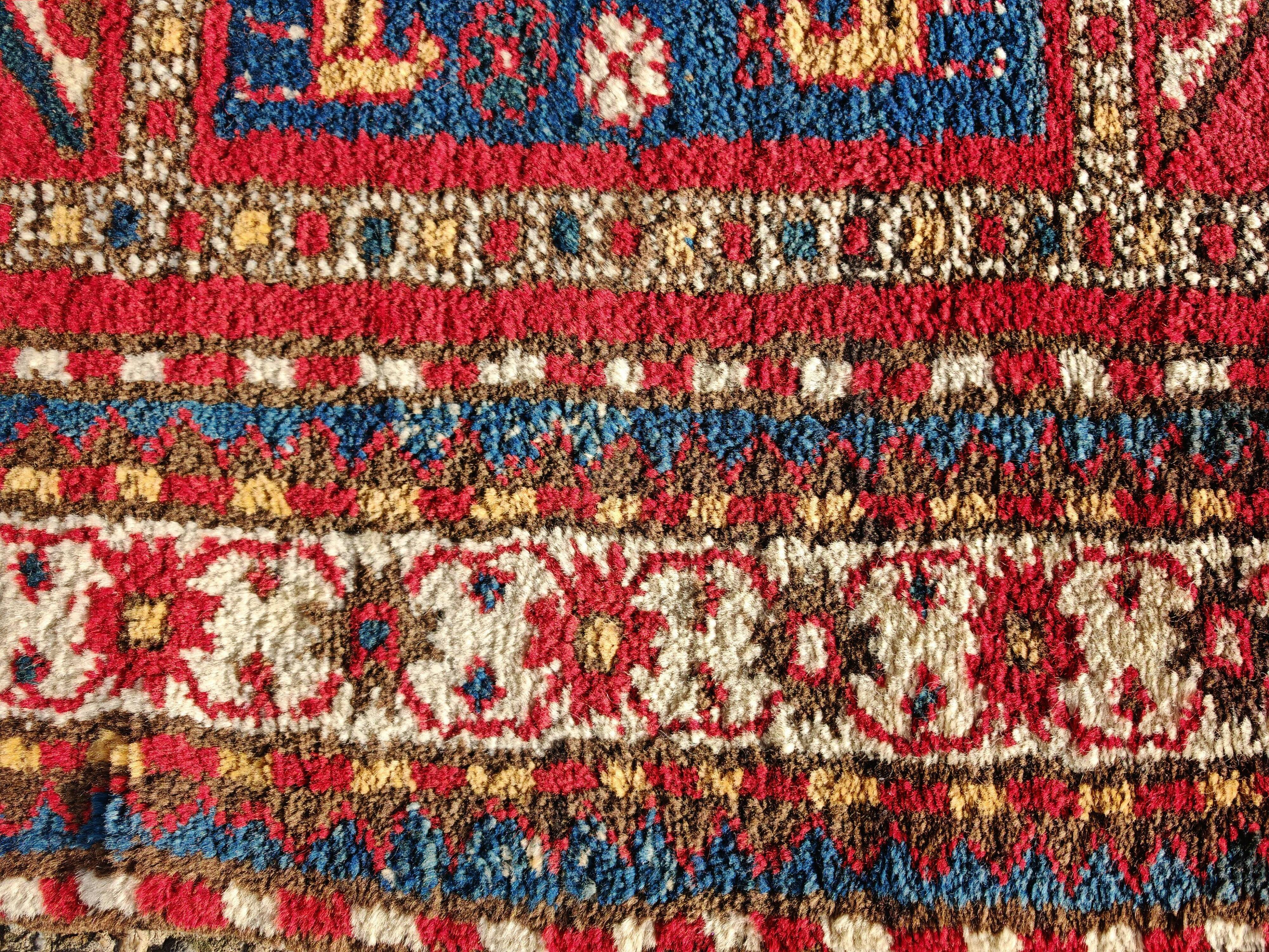 Antique Caucasian Karabakh carpet in 100% wool, late 19th century.