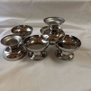 Set of 6 small ice cream bowls by Guy Degrenne in stainless steel with 6 spoons.
