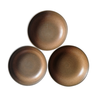 Lot of 3 Longchamp sandstone plates